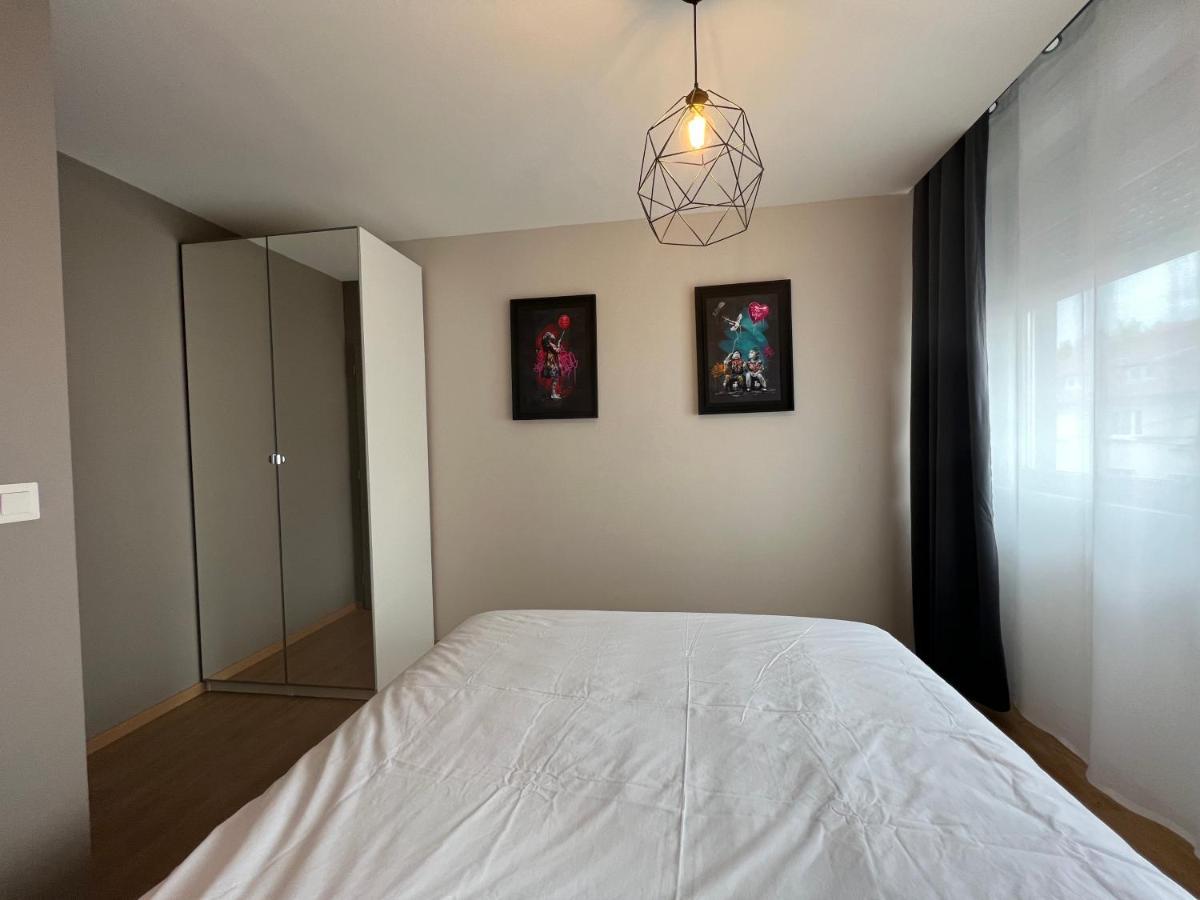 Break In Metz Lägenhet Longeville-les-Metz Exteriör bild